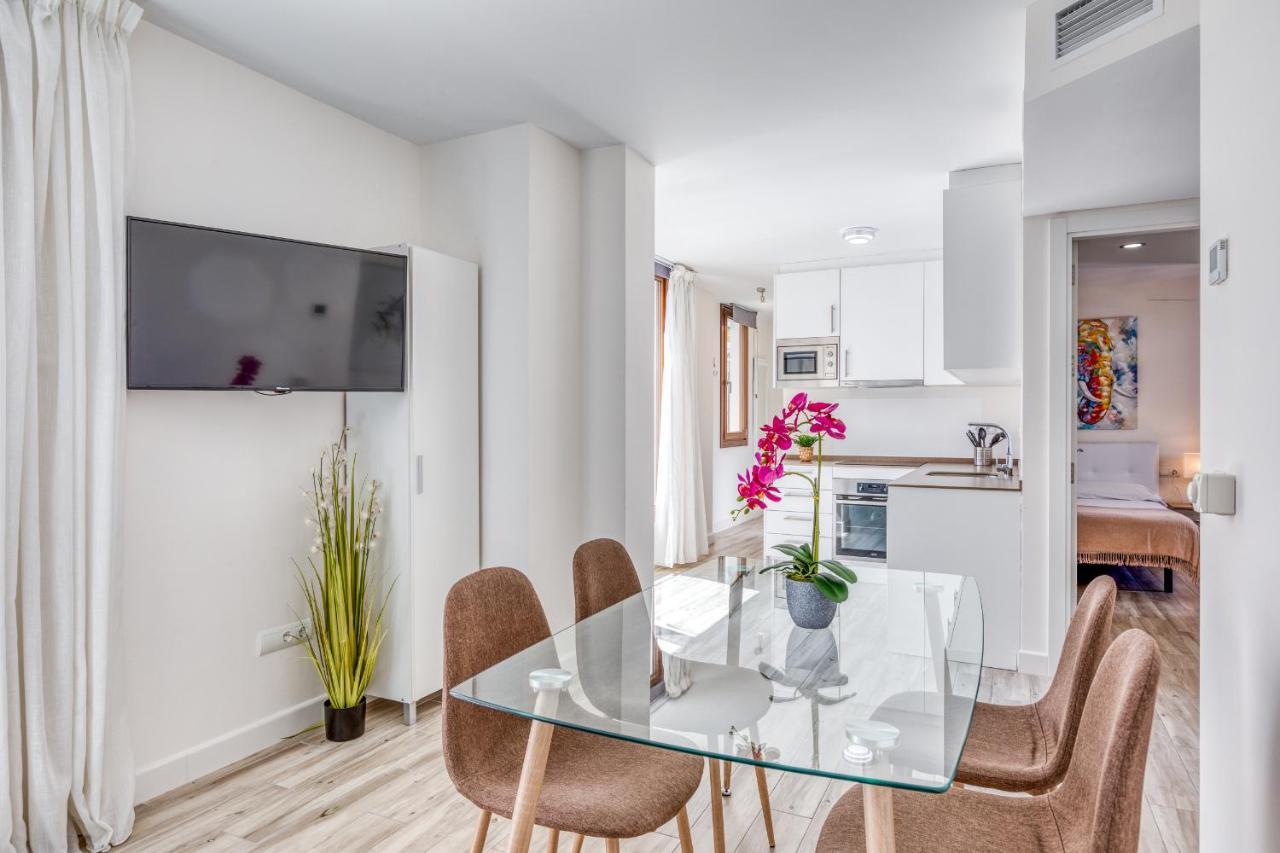 Apartmán Hanami Estepona Centro 1B Exteriér fotografie